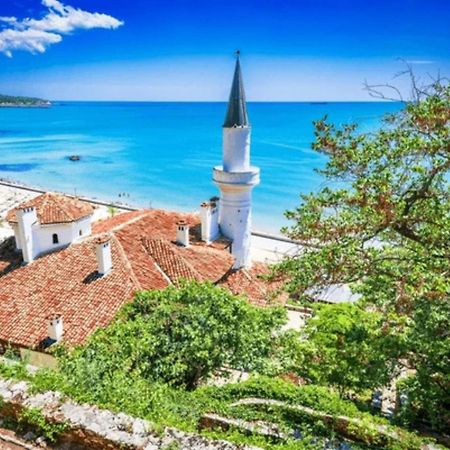 White Lagoon Resort Cavarna Exterior foto