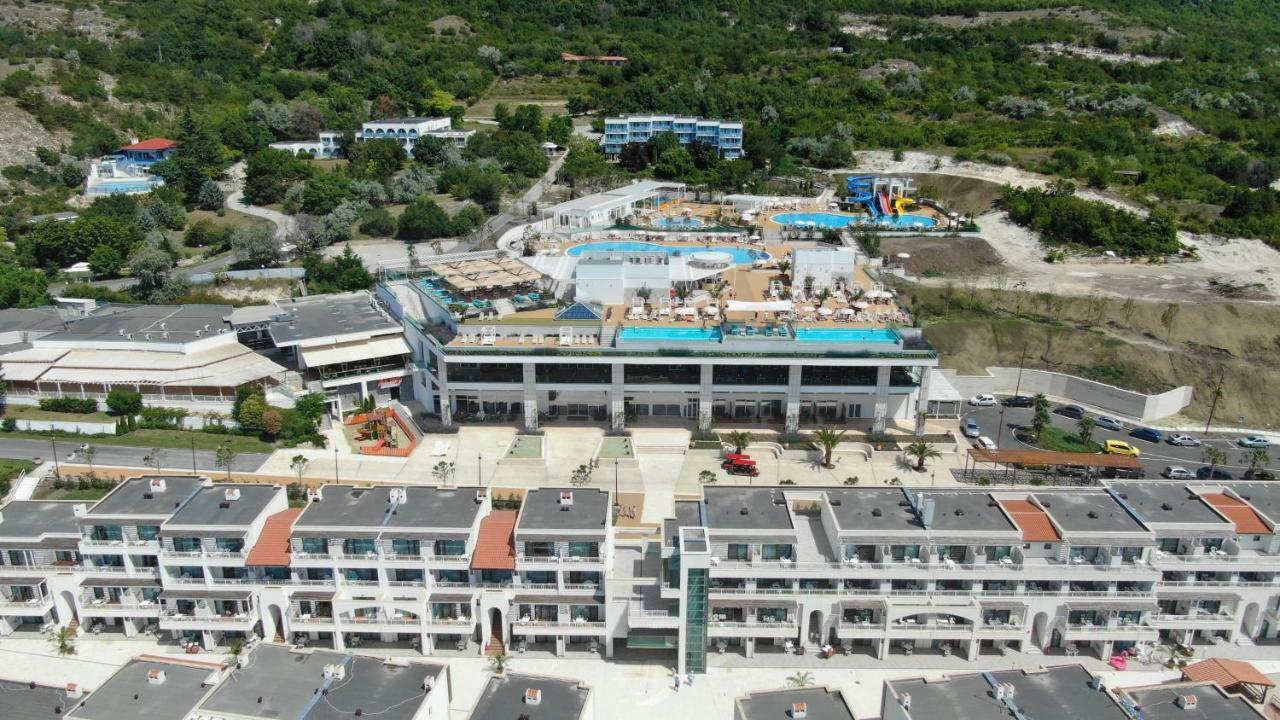 White Lagoon Resort Cavarna Exterior foto