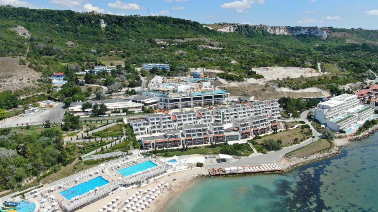 White Lagoon Resort Cavarna Exterior foto