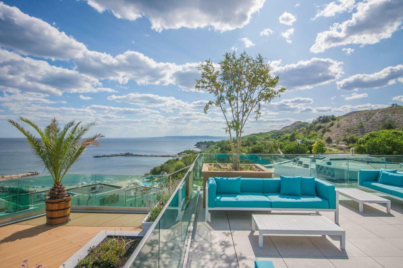 White Lagoon Resort Cavarna Exterior foto