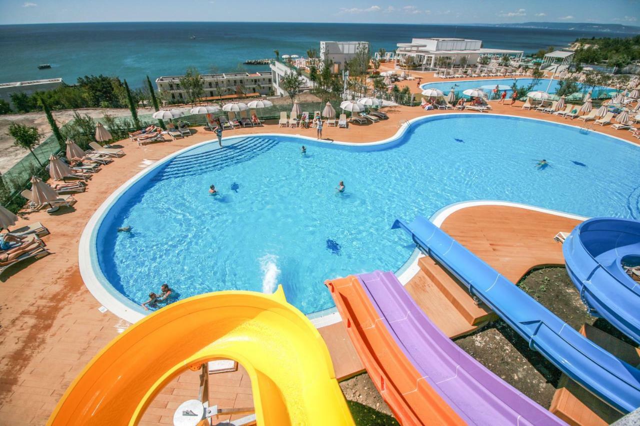 White Lagoon Resort Cavarna Exterior foto