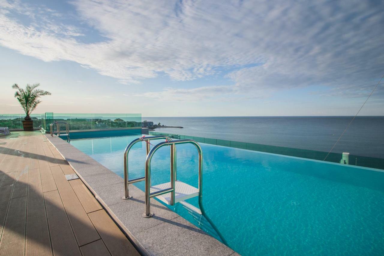 White Lagoon Resort Cavarna Exterior foto