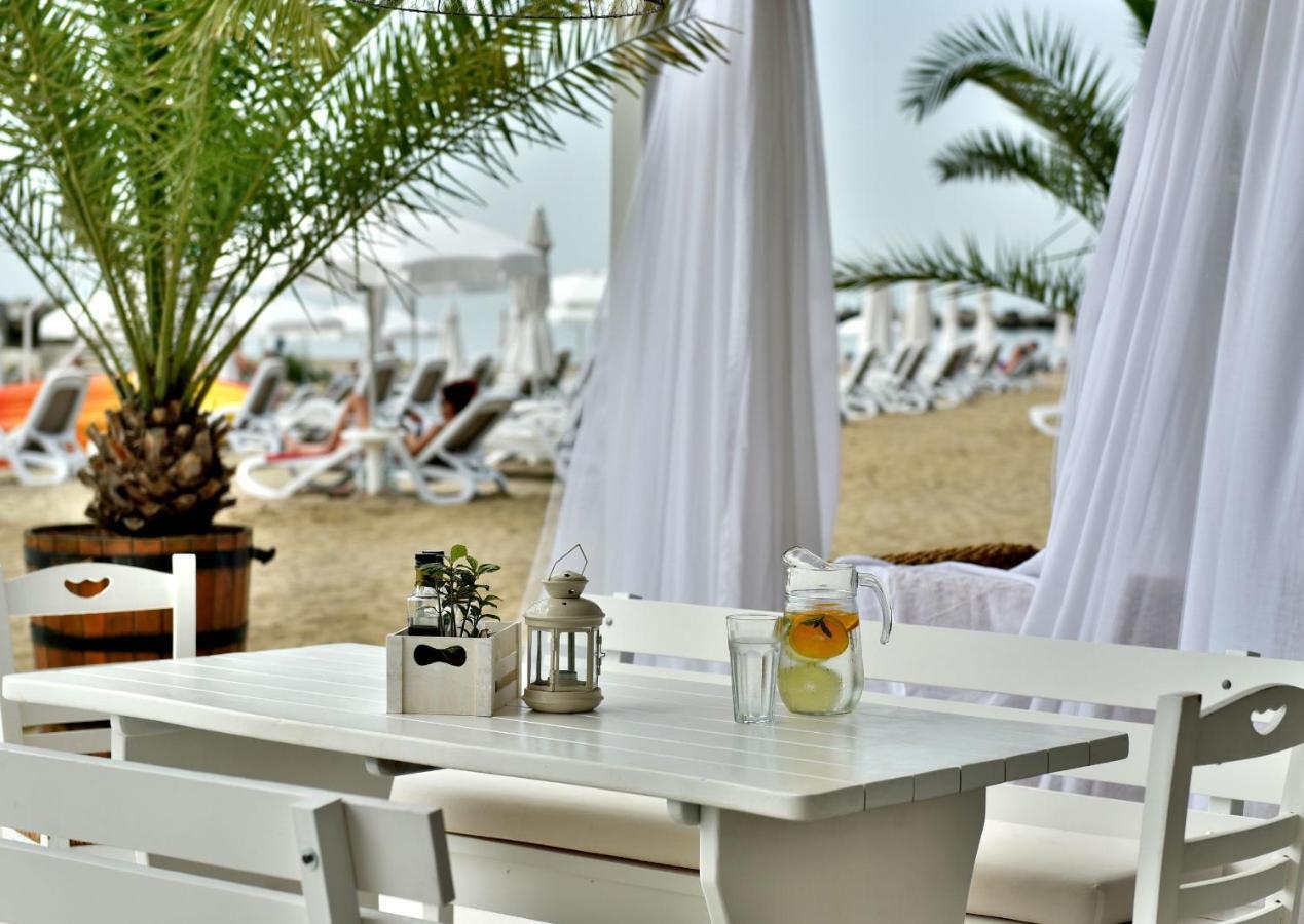 White Lagoon Resort Cavarna Exterior foto