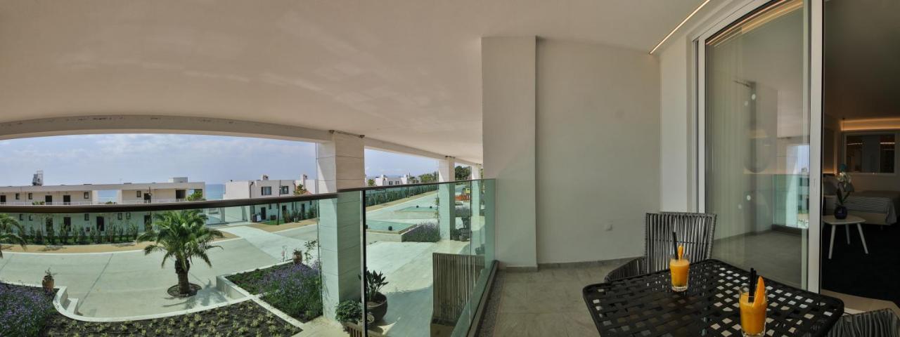White Lagoon Resort Cavarna Exterior foto